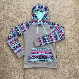 Tilly’s fun pattern sweatshirt